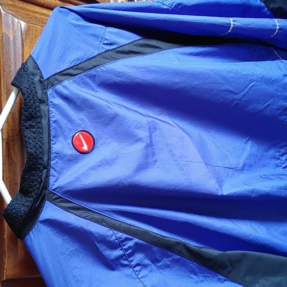 Men's XXL Vintage Nike Nylon Jacket - Picture 9 of 15